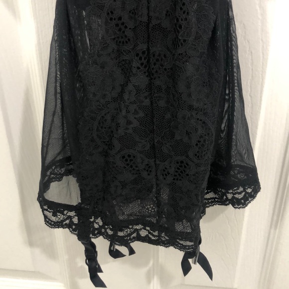 Black lace and mesh teddy with rhinestones 32B - Picture 3 of 8